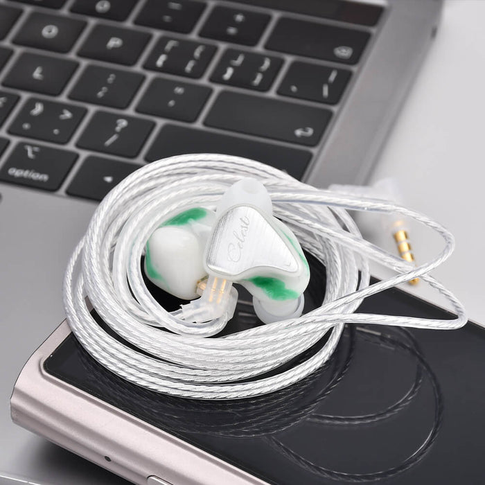 Celest Wyvern Pro Wired Earphones In-ear Earbuds with Microphone